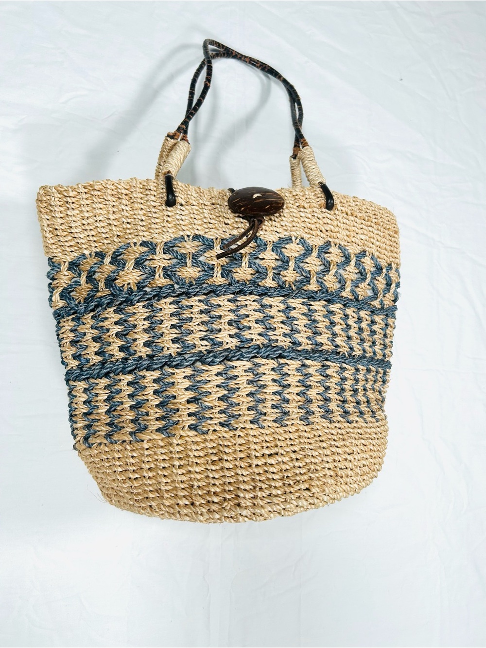 Vintage Y2K Woven Abaca Straw Purse